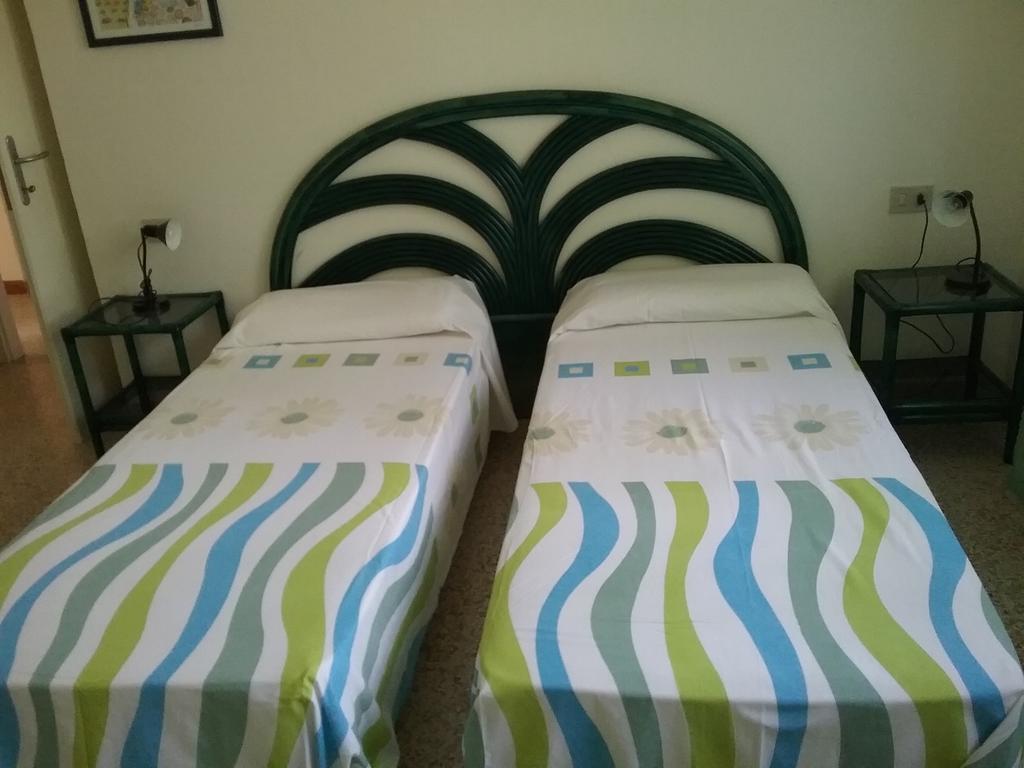 Casa Marialuigia - Appartamenti Solo Per Famiglie Lido di Jesolo Exterior photo